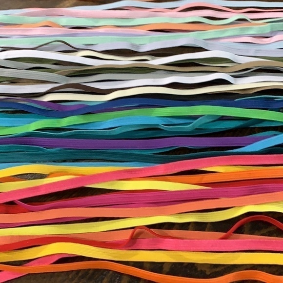 𝅺Elastic, 28 Different Colors! Mask Or Headband Elastic 1/4 Inch Sewing Elastic - Picture 1 of 5